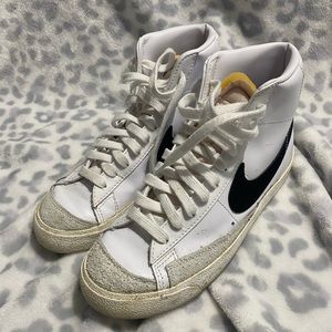 NIKE Blazers